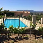 Les Oliviers * Grimaud
