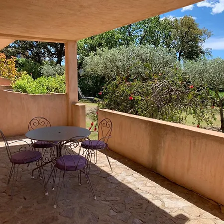 Appartement Les Oliviers *