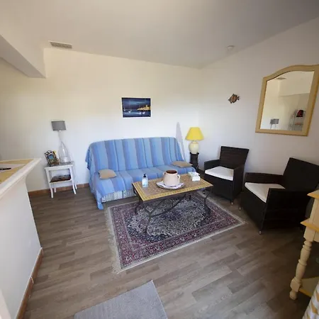Les Oliviers Apartment