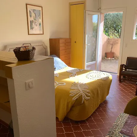 Les Oliviers Apartment Grimaud