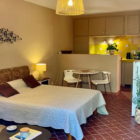 Les Oliviers Apartament *