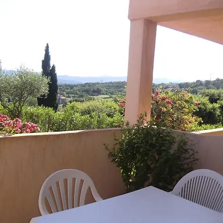 Les Oliviers Apartment *